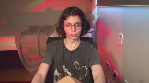 Snapshot of ari_dom_femboy chatting on 01-10-26, 07:59 Ari online show from 01-10-26, 07:59