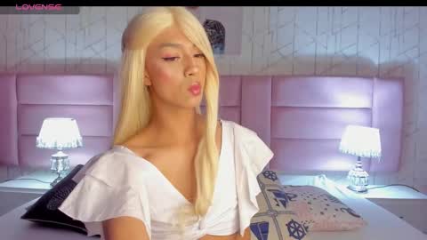 Snapshot of ari_sunshine chatting on 12-18-24, 07:52 Ari online show from 12-18-24, 07:52