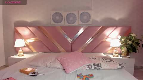 Snapshot of ari_sunshine chatting on 02-04-25, 07:11 Ari online show from 02-04-25, 07:11