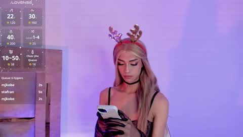 Ari  online show from 12-05-25, 02:25