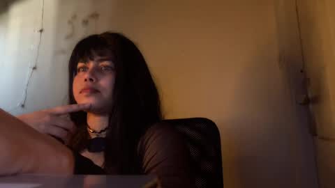 Aria online show from 04-15-26, 02:40