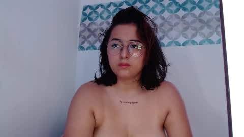 Snapshot of aria_bronw chatting on 10-06-25, 02:14 AriaBronw online show from 10-06-25, 02:14