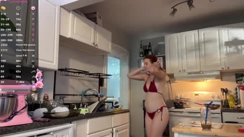 Snapshot of aria_fields_ chatting on 09-10-25, 06:30 Aria Fields online show from 09-10-25, 06:30