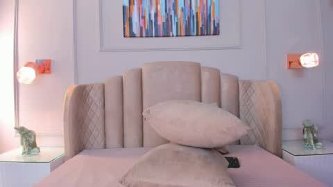 Aria  online show from 12-11-24, 03:24