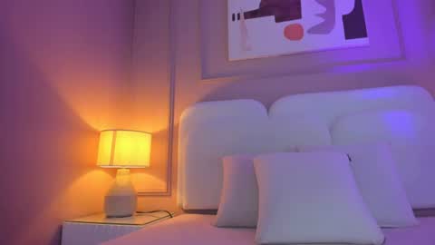 Aria  online show from 07-22-26, 04:15