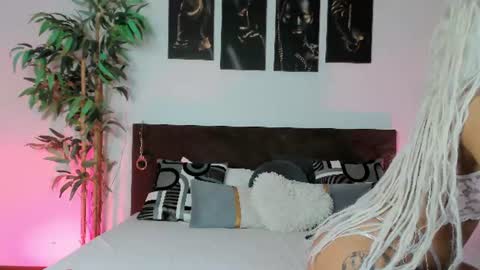 Snapshot of aria_lush chatting on 07-14-26, 05:40 aria lush online show from 07-14-26, 05:40