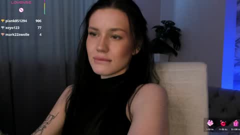 aria_mila online show from 03-21-26, 08:19