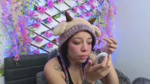 aria_silk online show from 08-03-26, 02:00