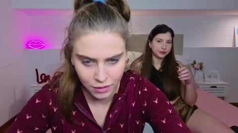 Snapshot of aria_skyy chatting on 01-10-26, 07:43 Aria online show from 01-10-26, 07:43