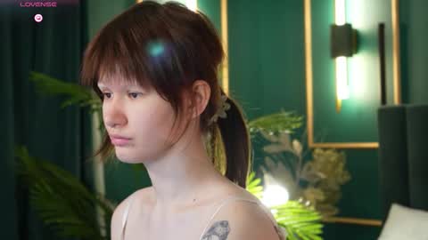 Snapshot of aria_vox chatting on 12-05-25, 04:43 Your Arianna online show from 12-05-25, 04:43