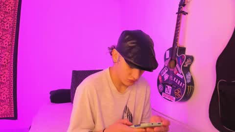 Snapshot of aria_x_orien chatting on 03-24-26, 11:04 Aria and Orien online show from 03-24-26, 11:04