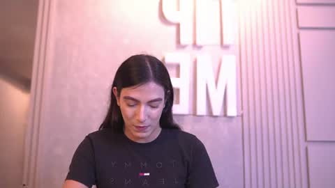 Ariaa online show from 06-22-26, 06:38