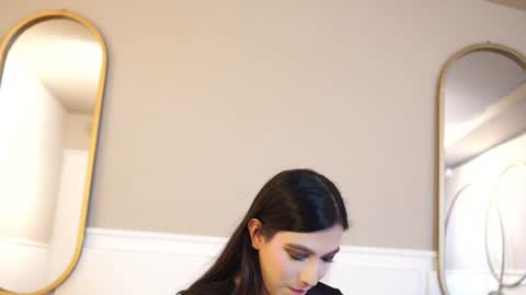 Ariaa online show from 07-22-26, 06:54