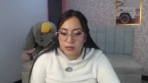 Snapshot of ariabliss_ch chatting on 06-25-26, 05:12 ariabliss_ch online show from 06-25-26, 05:12