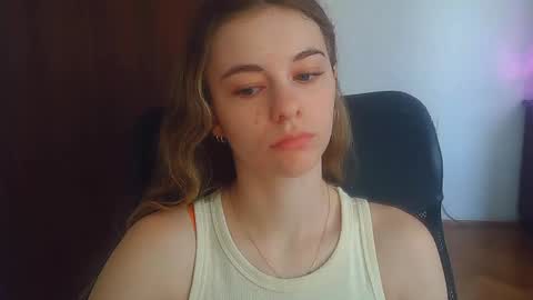 AriaCreazy online show from 06-19-26, 06:29