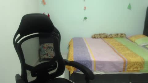 Snapshot of ariadna_6 chatting on 03-06-25, 06:16 ...Ariana... online show from 03-06-25, 06:16