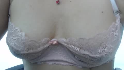 Snapshot of ariadna_6 chatting on 09-13-25, 04:51 ...Ariana... online show from 09-13-25, 04:51