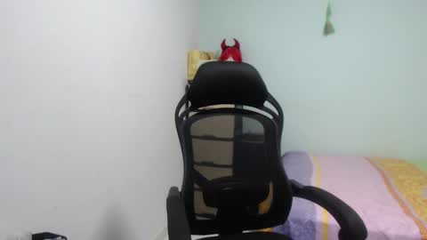 Snapshot of ariadna_6 chatting on 09-23-25, 05:16 ...Ariana... online show from 09-23-25, 05:16