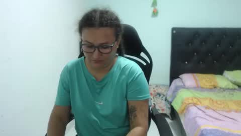 Snapshot of ariadna_6 chatting on 11-04-25, 06:40 ...Ariana... online show from 11-04-25, 06:40