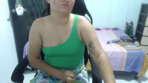 Snapshot of ariadna_6 chatting on 11-18-25, 06:34 ...Ariana... online show from 11-18-25, 06:34