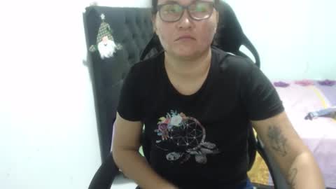 Snapshot of ariadna_6 chatting on 11-19-25, 06:52 ...Ariana... online show from 11-19-25, 06:52