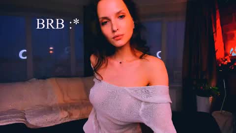Snapshot of ariadna_s chatting on 05-18-26, 04:07 Ariadna online show from 05-18-26, 04:07