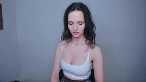 Snapshot of ariadna_s chatting on 07-03-26, 09:21 Ariadna online show from 07-03-26, 09:21
