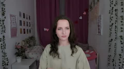 Snapshot of ariadna_s chatting on 07-20-26, 11:29 Ariadna online show from 07-20-26, 11:29