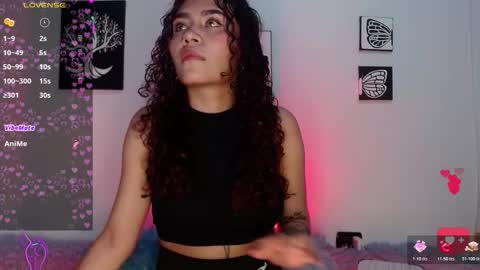 Snapshot of ariadna_tr chatting on 03-17-26, 11:19 Ari online show from 03-17-26, 11:19