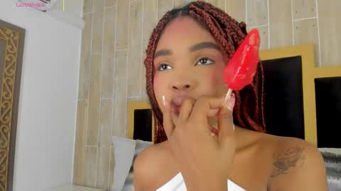 Aria Foster online show from 10-16-25, 11:39