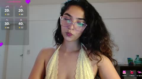 Snapshot of ariagal chatting on 01-16-26, 05:39 ariagal online show from 01-16-26, 05:39