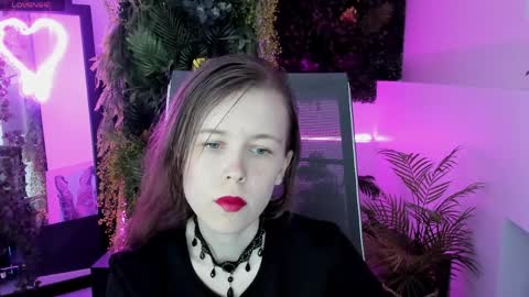 Snapshot of ariagracen chatting on 04-05-26, 08:33 Aria online show from 04-05-26, 08:33