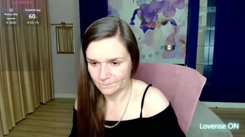 AriaGray online show from 04-27-26, 07:01