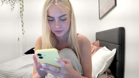 Ariah online show from 05-08-26, 11:21