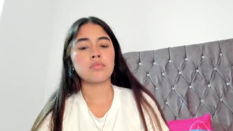 Snapshot of ariamontgomeryyy chatting on 01-27-25, 08:51 Aria Montgomery online show from 01-27-25, 08:51