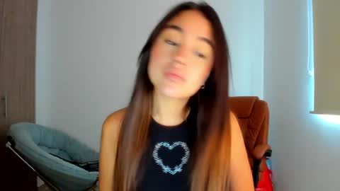 Snapshot of ariamontgomeryyy chatting on 03-06-25, 03:13 Aria Montgomery online show from 03-06-25, 03:13