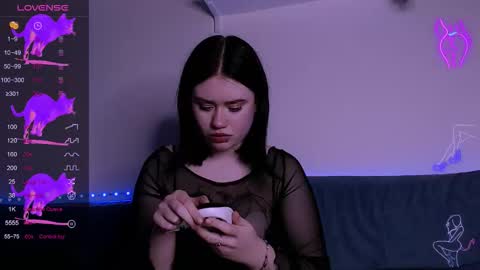 Aria online show from 10-21-25, 03:24