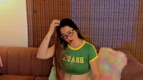 Ariana Cruz online show from 07-06-26, 01:41