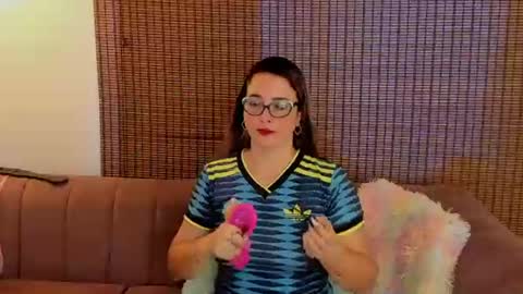 Ariana Cruz online show from 07-07-26, 12:42