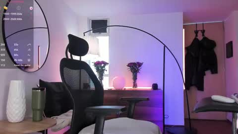 DaniAri - dimension X at night NY time online show from 02-25-26, 01:54