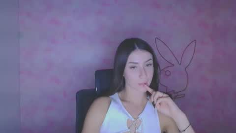 Snapshot of ariana_muur chatting on 11-05-25, 12:16 Ariana online show from 11-05-25, 12:16