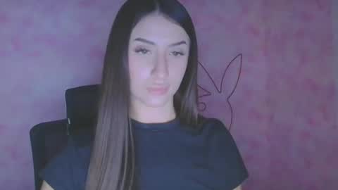 Snapshot of ariana_muur chatting on 11-08-25, 06:57 Ariana online show from 11-08-25, 06:57