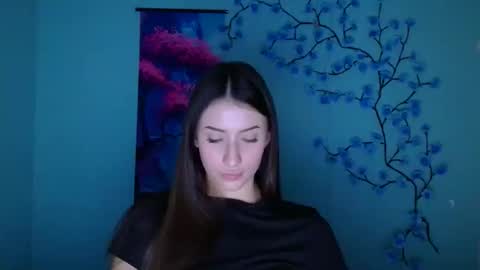 Snapshot of ariana_muur chatting on 12-01-25, 12:32 Ariana online show from 12-01-25, 12:32