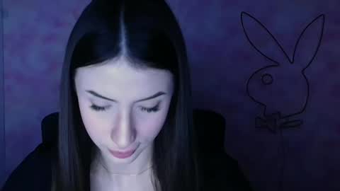 Snapshot of ariana_muur chatting on 12-23-25, 06:44 Ariana online show from 12-23-25, 06:44