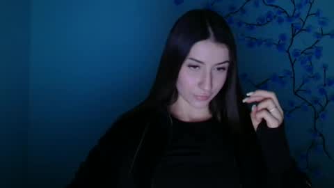 Snapshot of ariana_muur chatting on 01-12-26, 12:21 Ariana online show from 01-12-26, 12:21