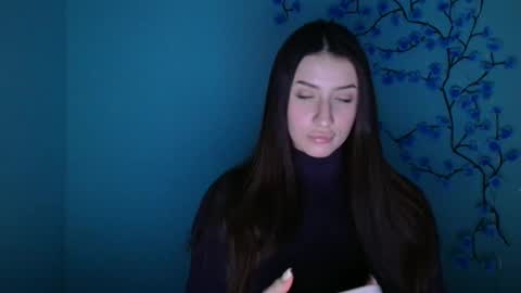 Snapshot of ariana_muur chatting on 01-14-26, 06:41 Ariana online show from 01-14-26, 06:41