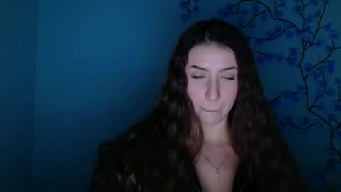 Snapshot of ariana_muur chatting on 01-17-26, 06:29 Ariana online show from 01-17-26, 06:29