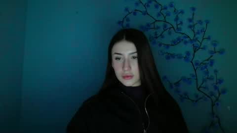 Snapshot of ariana_muur chatting on 02-06-26, 07:12 Ariana online show from 02-06-26, 07:12