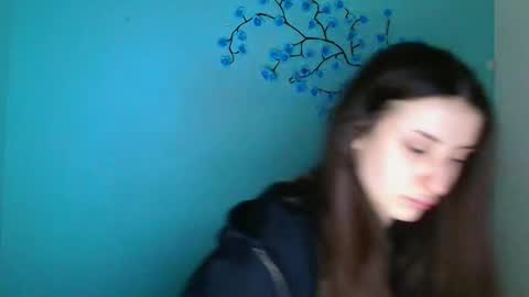 Snapshot of ariana_muur chatting on 02-24-26, 06:44 Ariana online show from 02-24-26, 06:44