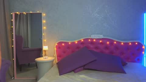 Snapshot of ariana_petite chatting on 01-21-25, 11:02 Ariana online show from 01-21-25, 11:02